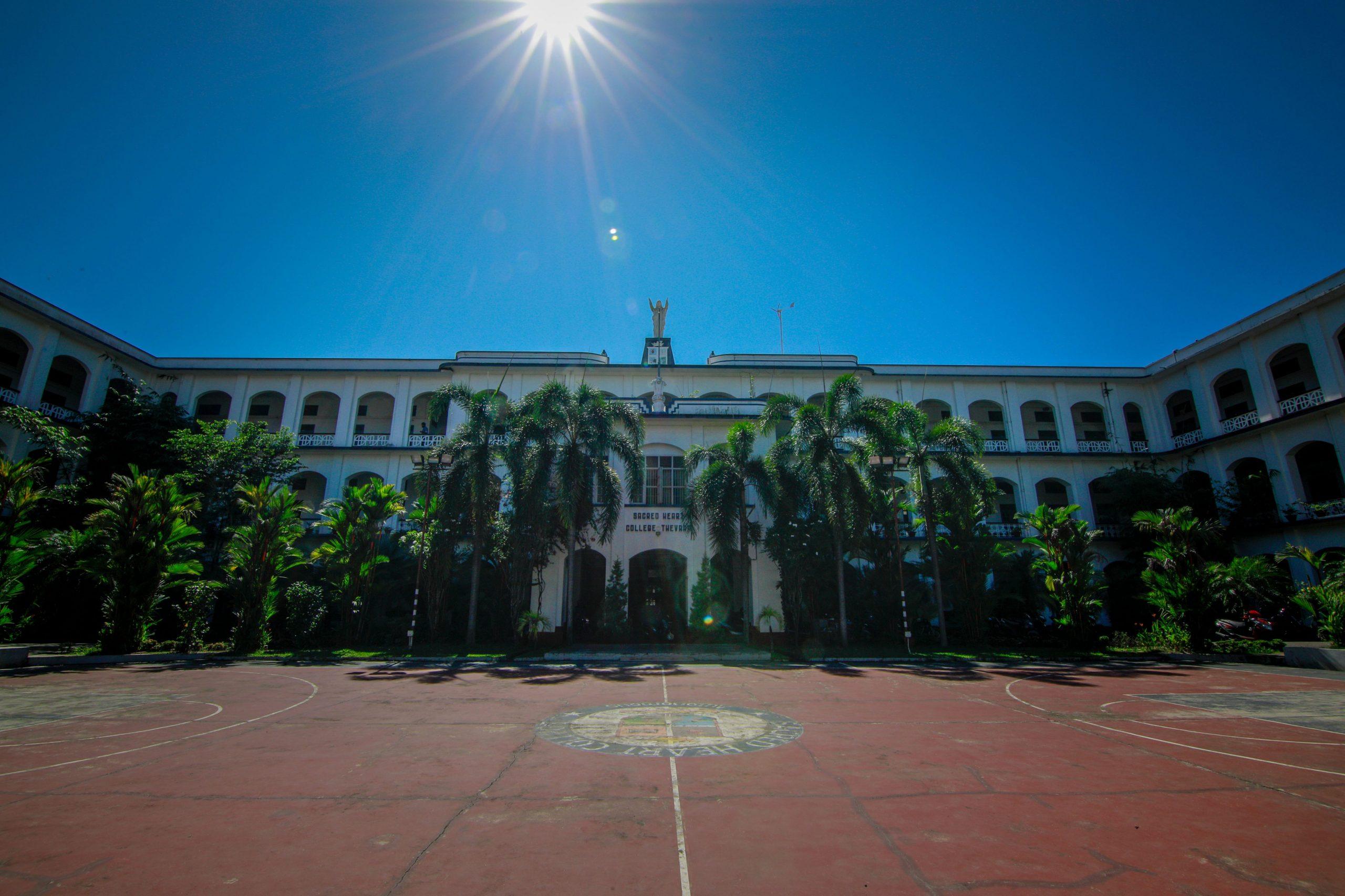 Sacred Heart College, Thevara